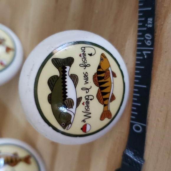 Drawer pulls - Picture 3 of 3